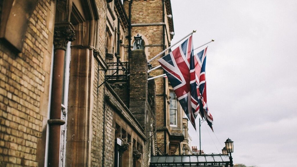 Binance and CZ Sued for $200 Million in UK Over ‘Unauthorized’ Derivatives Sold to 1,700 Traders Binance and CZ Sued for $200 Million in UK Over 'Unauthorized' Derivatives Sold to 1,700 Traders