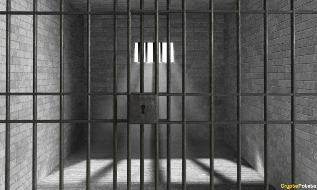 Ex-LAPD Officer Gets Life in Prison After Posing as Police to Steal $350K Worth of BTC Ex-LAPD Officer Gets Life in Prison After Posing as Police to Steal $350K Worth of BTC