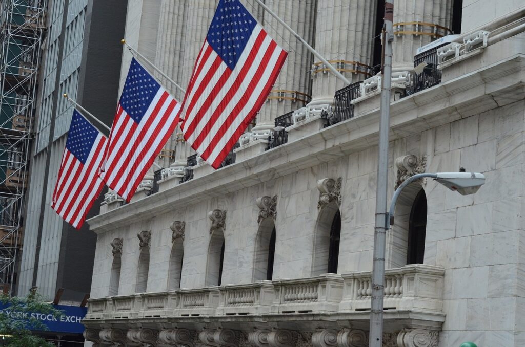 Stocks Settle Higher as Crude Prices Fall on US-Iran Deal Hopes